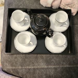 Tea set
